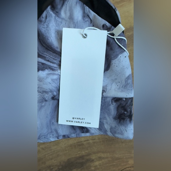 Varley Monochrome Marble Sports Bra - Picture 3 of 6